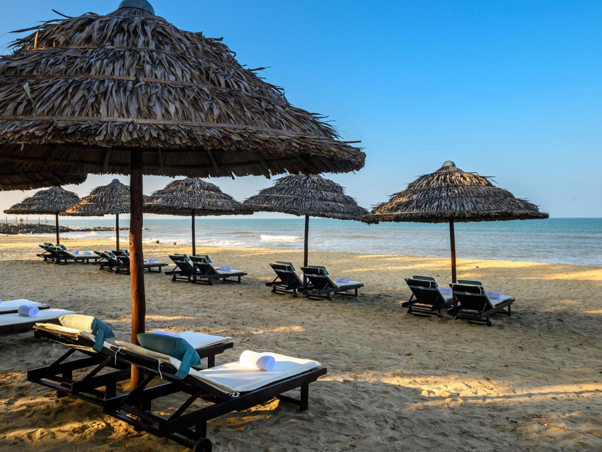 Hoi An Ocean Front Hotel Екстериор снимка
