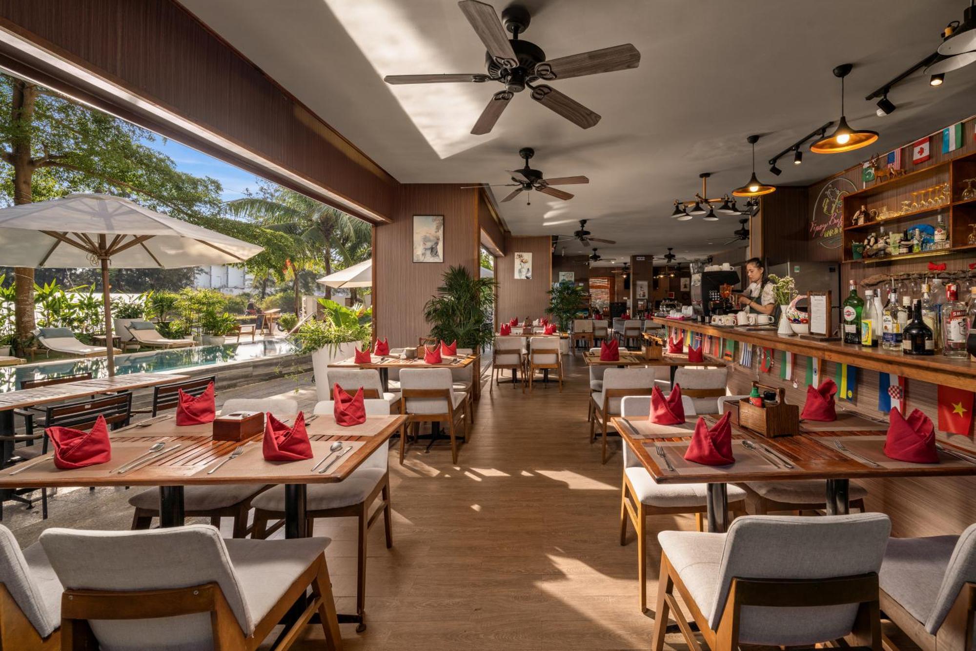 Hoi An Ocean Front Hotel Екстериор снимка